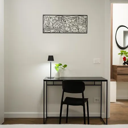Apartamento Via Savona - Design District *